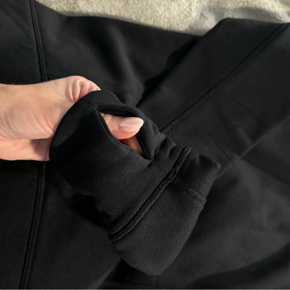Lululemon Snug Sprinter Jacket - Picture 3 of 11
